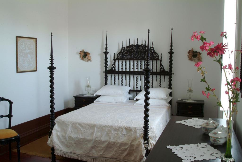 Maison d'hôtes Quinta Do Vale Do Monte à Viana do Castelo Chambre photo